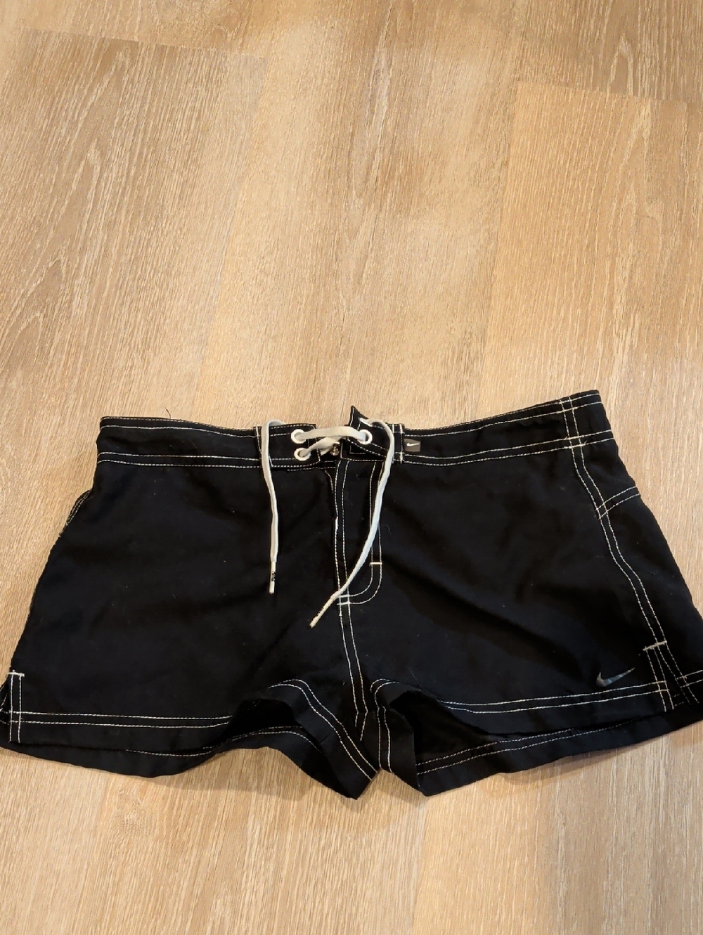 Y2K Nike Black Athletic Shorts with White Stitching